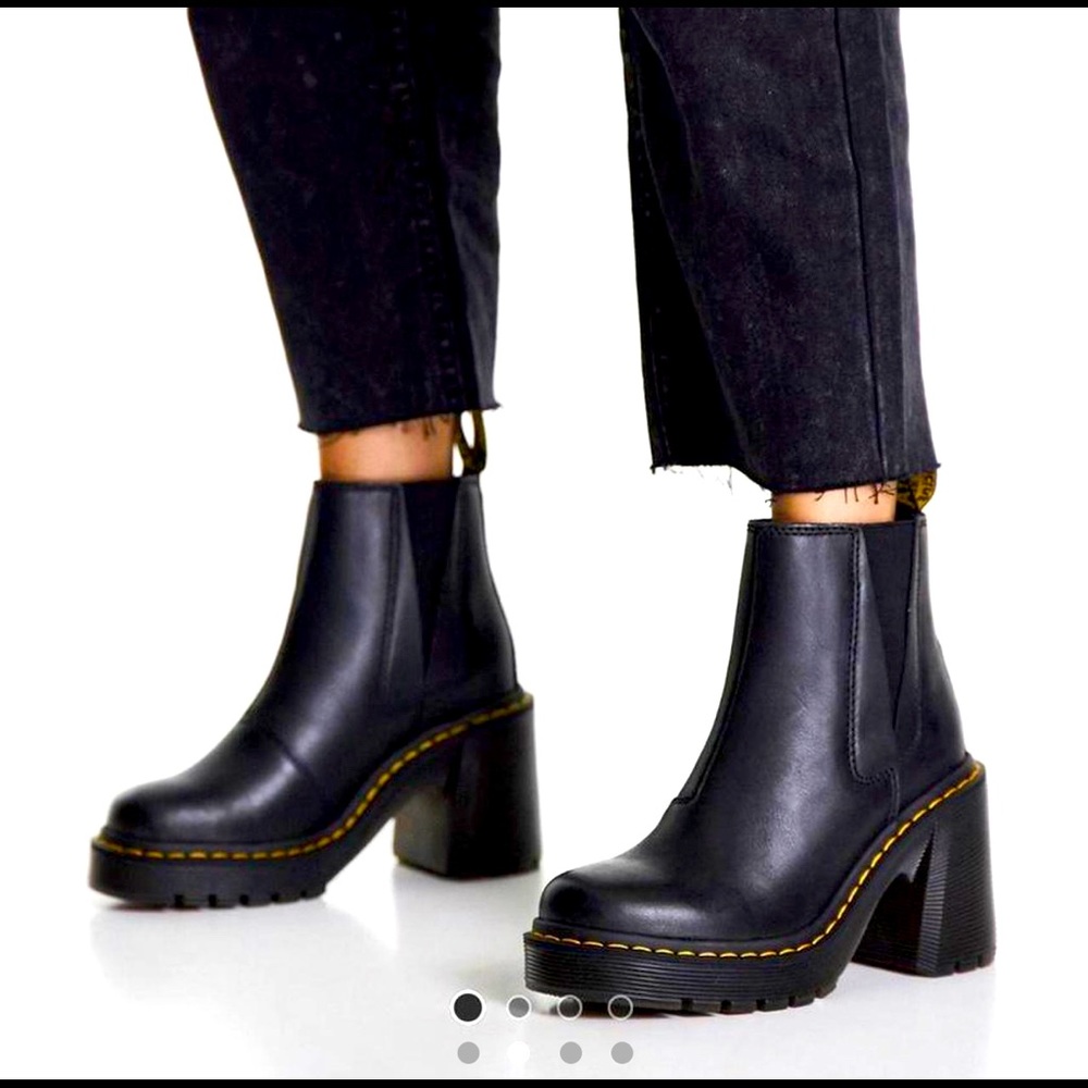 Dr. Martens [Spence] Women’s Size 7 in Black; Never Worn, Brand New!